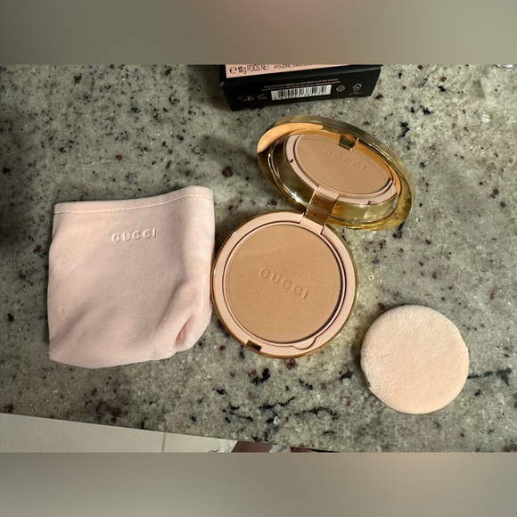 Gucci Matte Powder - Picture 6 of 7